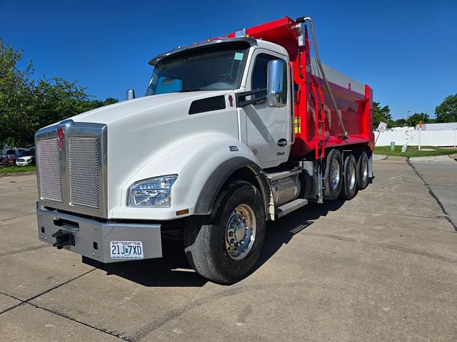 Image of Kenworth T880 equipment image 2