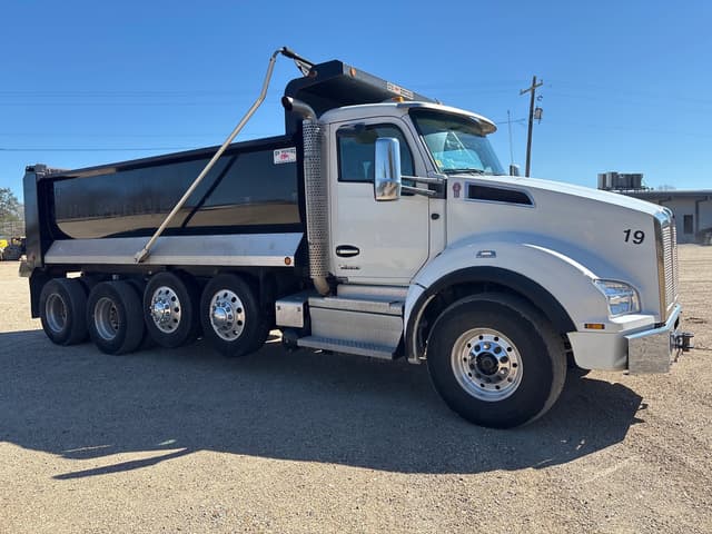 Image of Kenworth T880 equipment image 1