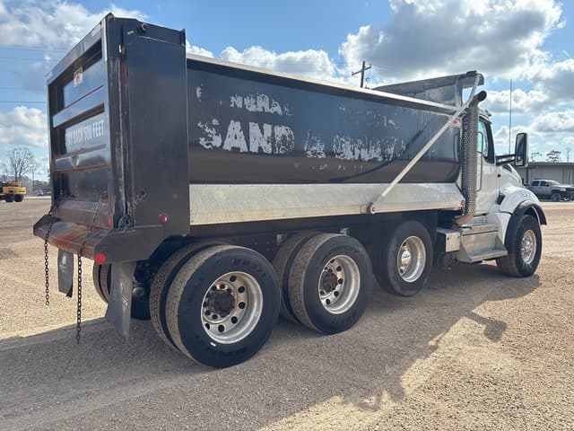 Image of Kenworth T880 equipment image 2