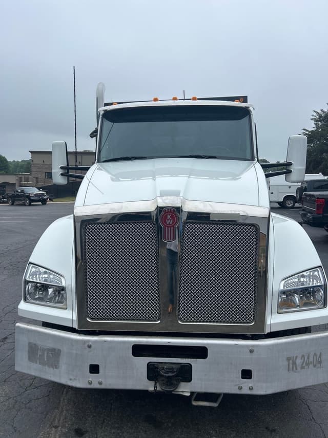 Image of Kenworth T880 equipment image 4