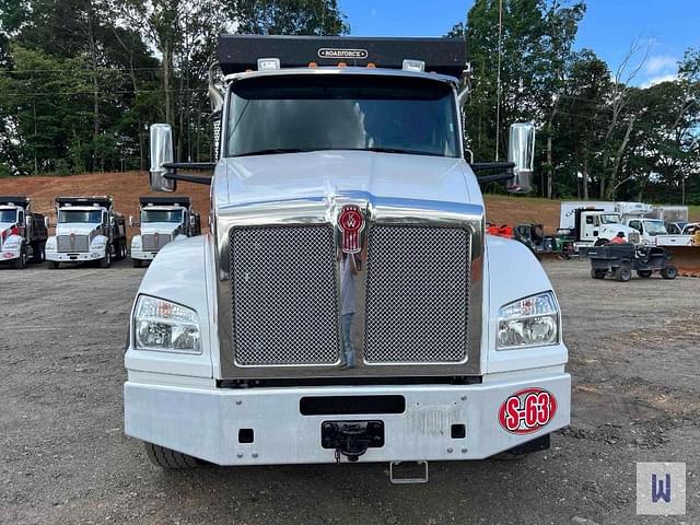 Image of Kenworth T880 equipment image 1