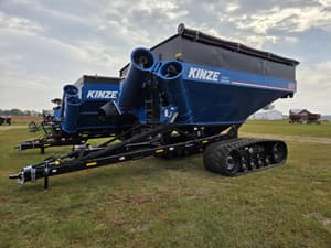 2024 Kinze 1051 Image