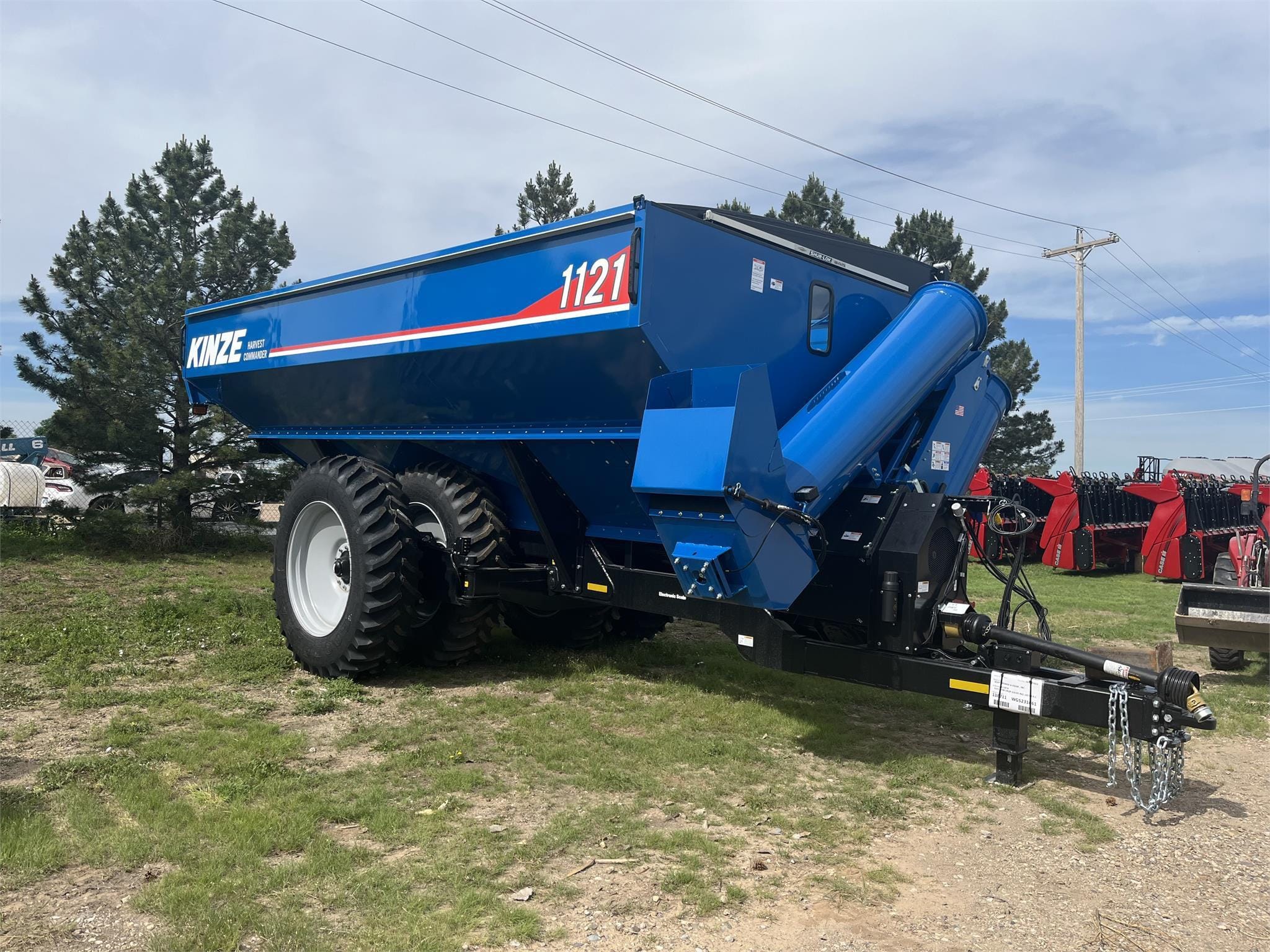 2024 Kinze 1121 Equipment Image0