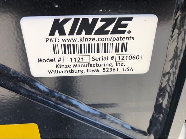Image of Kinze 1121 equipment image 2
