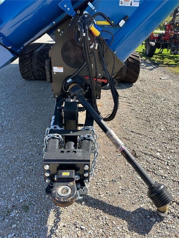 Image of Kinze 1121 equipment image 3