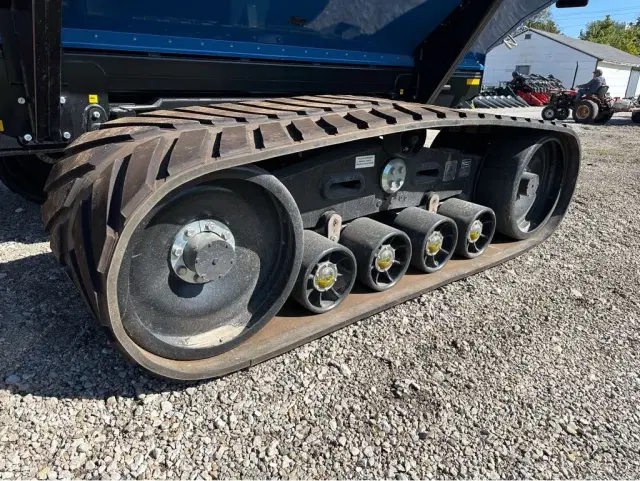 Image of Kinze 1121 equipment image 4