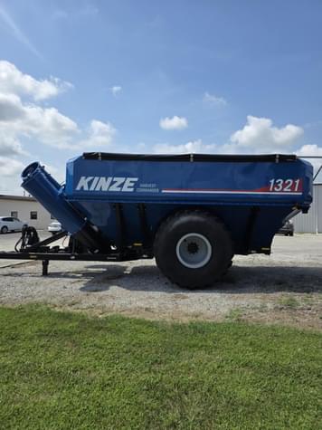 Main image Kinze 1321