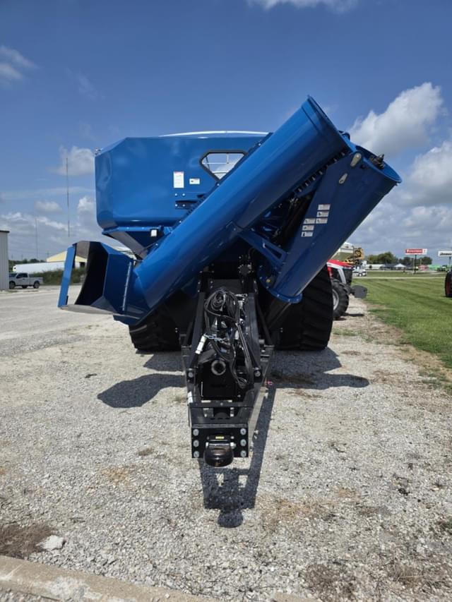 Image of Kinze 1321 equipment image 2