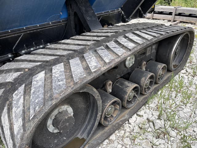 Image of Kinze 1421 equipment image 3