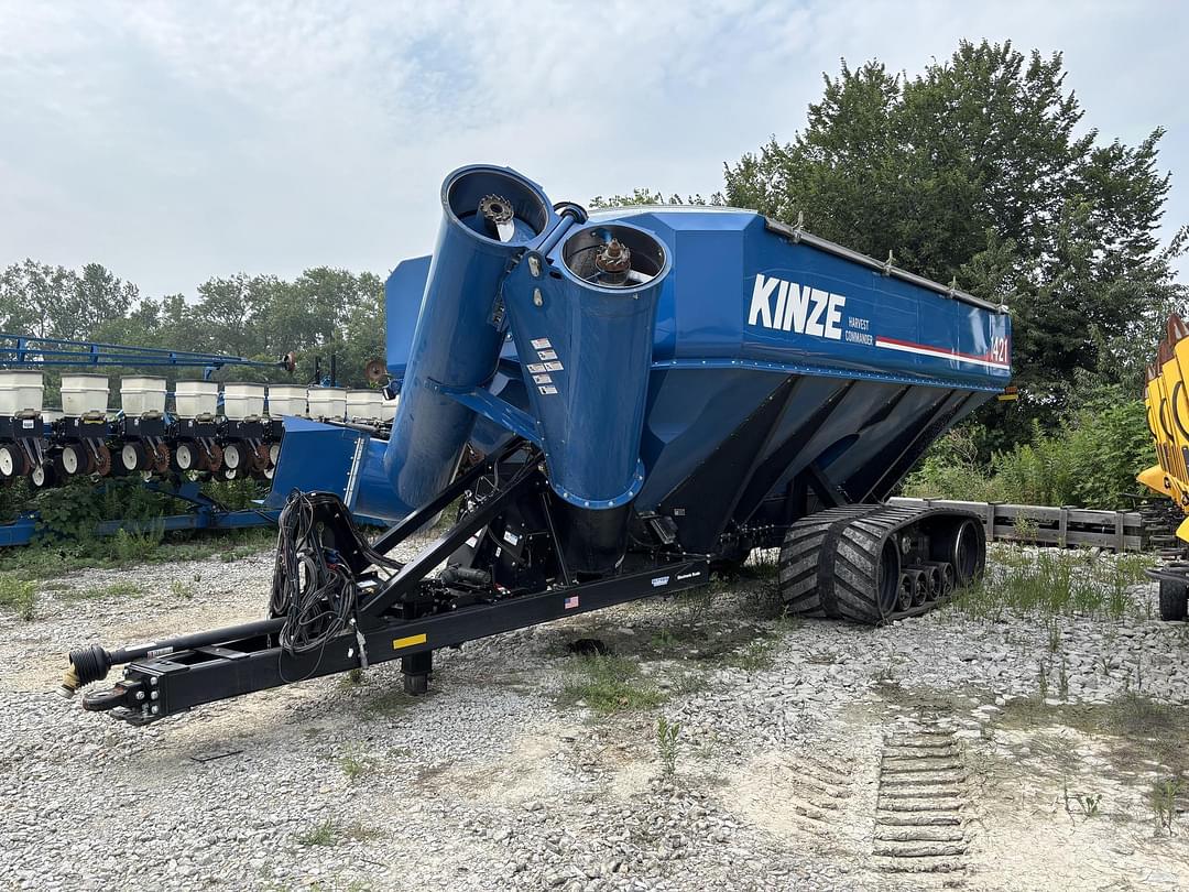 Image of Kinze 1421 Primary image