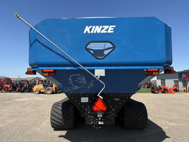 Image of Kinze 1721 equipment image 4