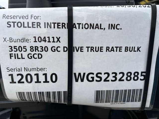 Image of Kinze 3505 equipment image 3