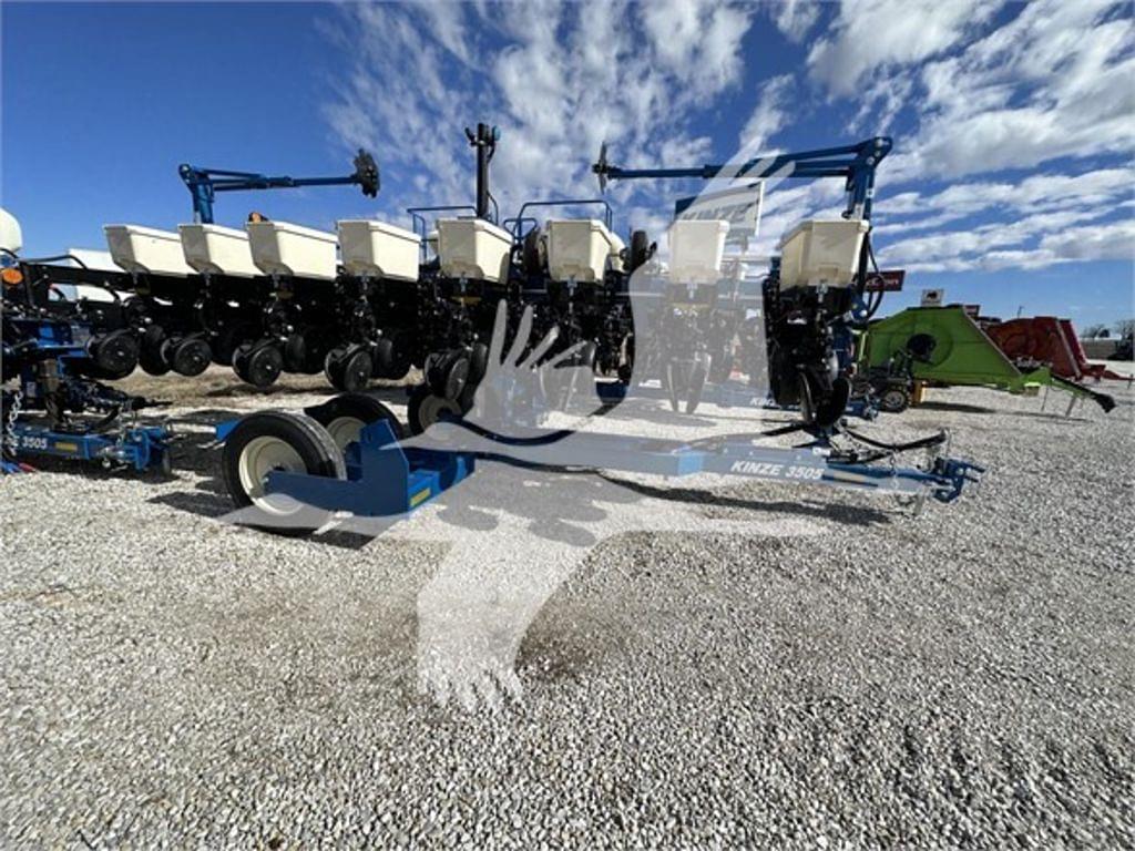 Image of Kinze 3505 Image 0