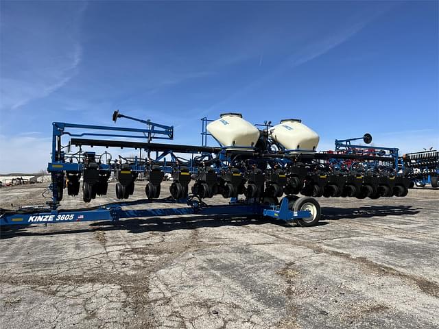 Image of Kinze 3605 equipment image 1