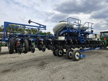 Main image Kinze 3665