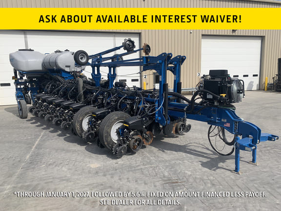 2024 Kinze 5900 Equipment Image0