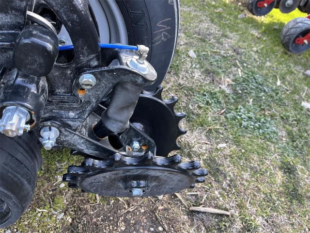 Image of Kinze 5900 equipment image 4