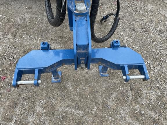 Image of Kinze 5900 equipment image 4