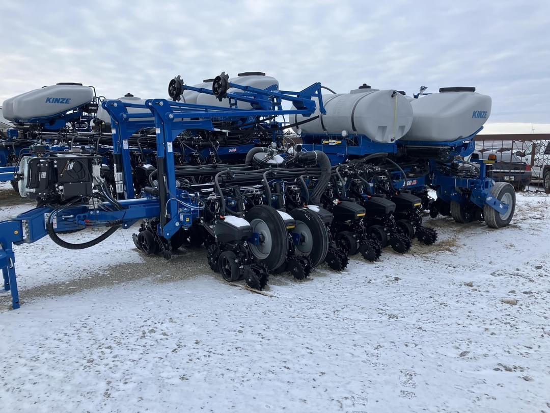 Image of Kinze 5900 Primary image