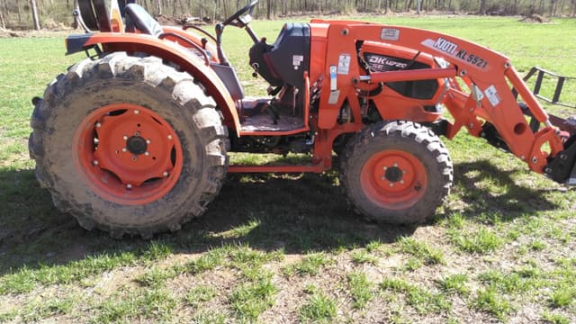 Image of Kioti DK4720SE equipment image 2