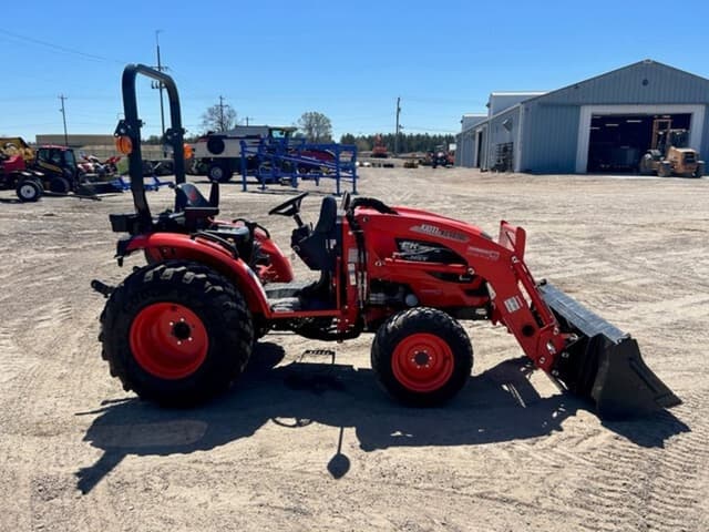 Image of Kioti CK3520SE equipment image 3