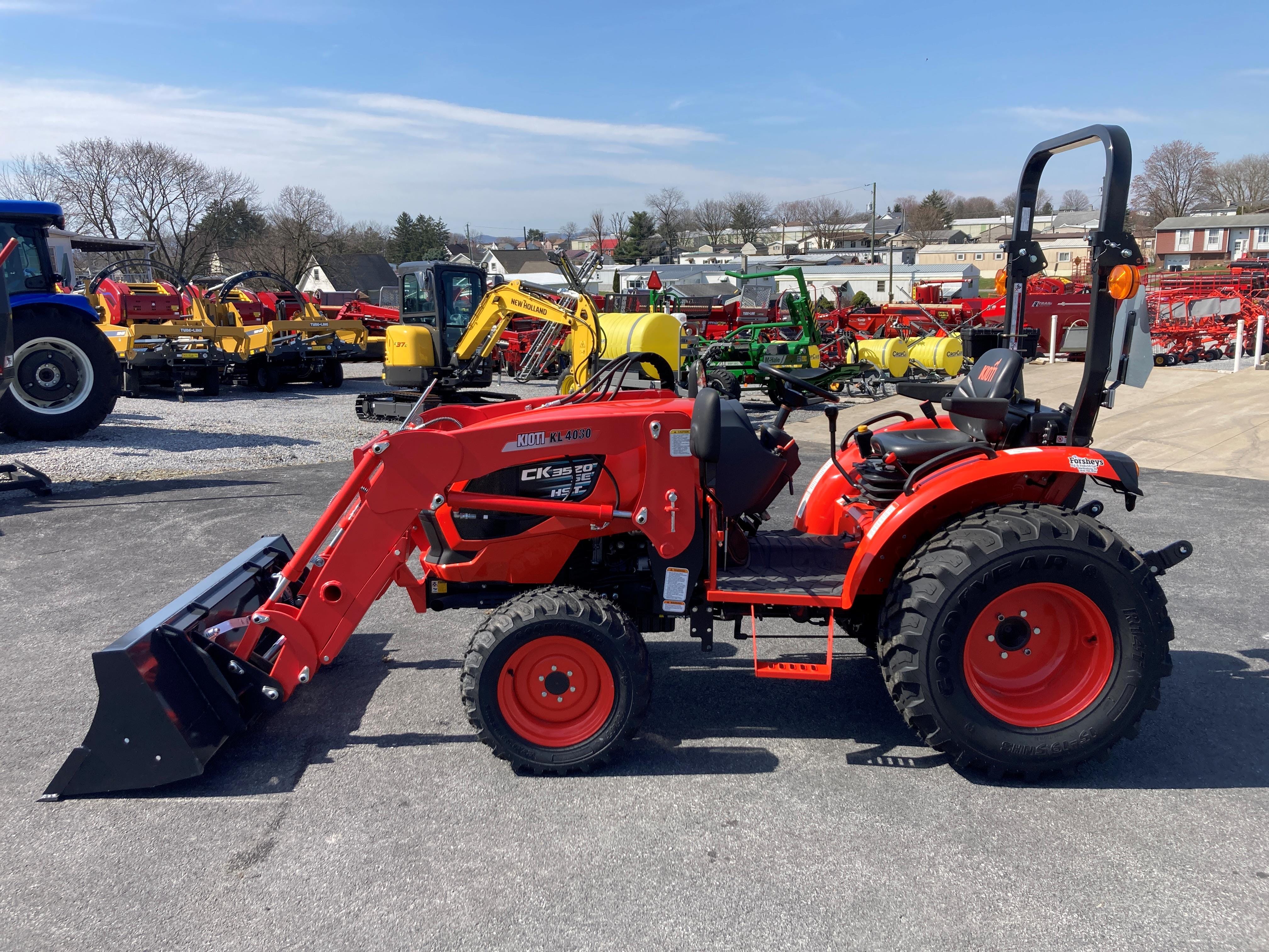 2024 Kioti CK3520SE Equipment Image0