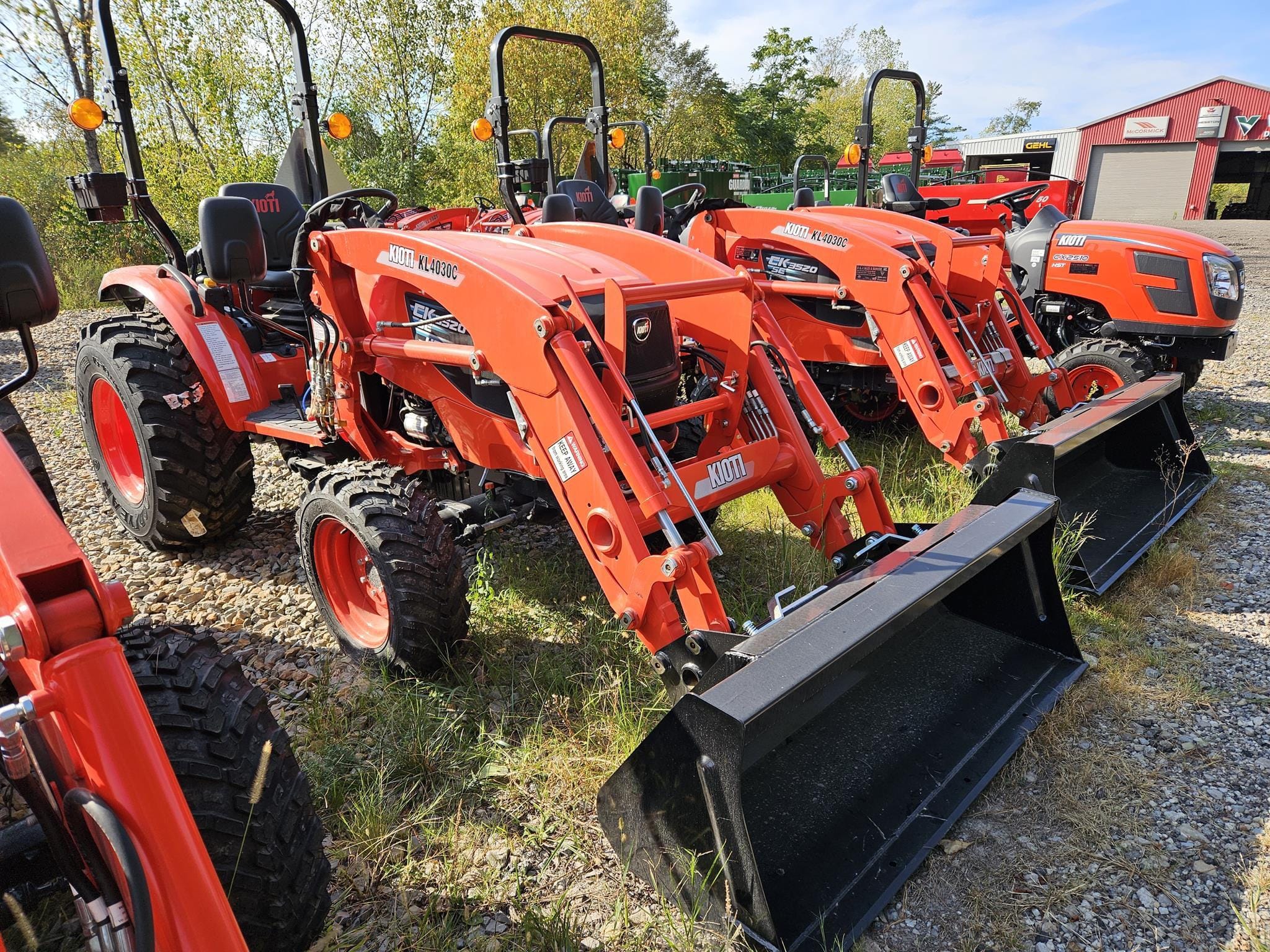 2024 Kioti CK3520SE Equipment Image0