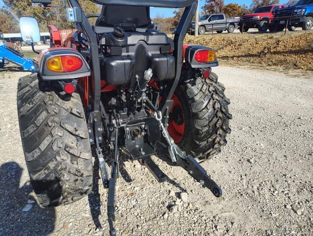 Image of Kioti CK3520 equipment image 4