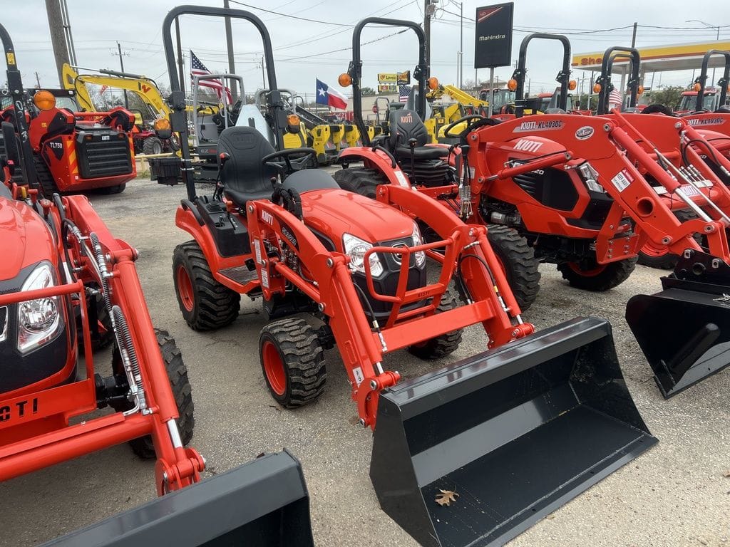 2024 Kioti CS2220 Equipment Image0