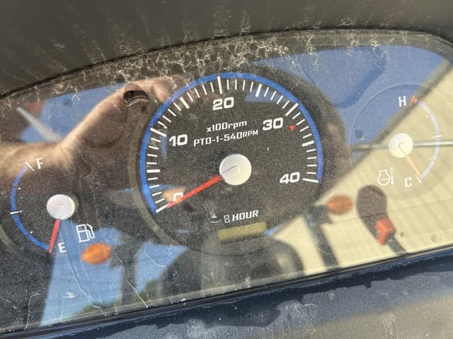 Image of Kioti CS2510 equipment image 3