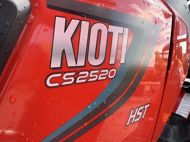 Image of Kioti CS2520 equipment image 4