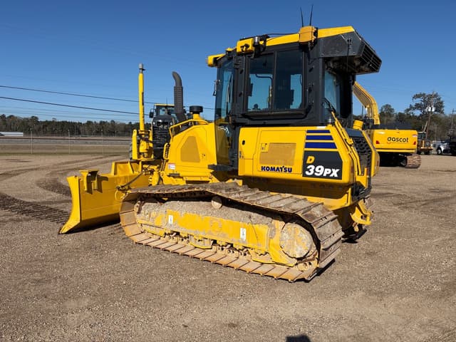 Image of Komatsu D39PX-24 equipment image 3