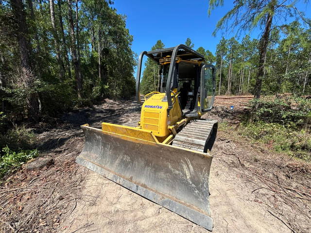 Image of Komatsu D39PX-24 equipment image 1