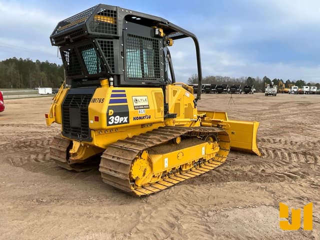Image of Komatsu D39PX-24 equipment image 4