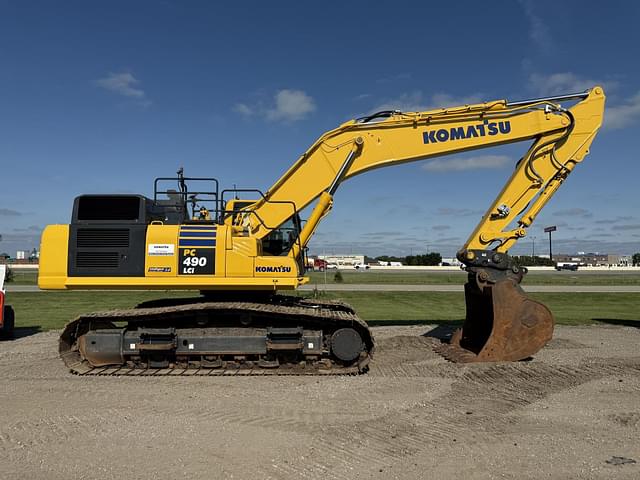 Image of Komatsu PC490LC-11 equipment image 2