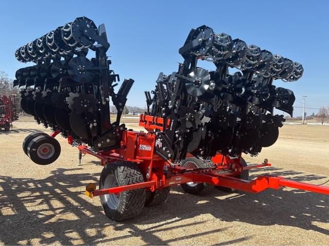 Image of Kuhn Krause Gladiator 1210 equipment image 4