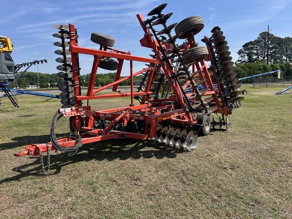 2024 Kuhn Krause 7305 Equipment Image0
