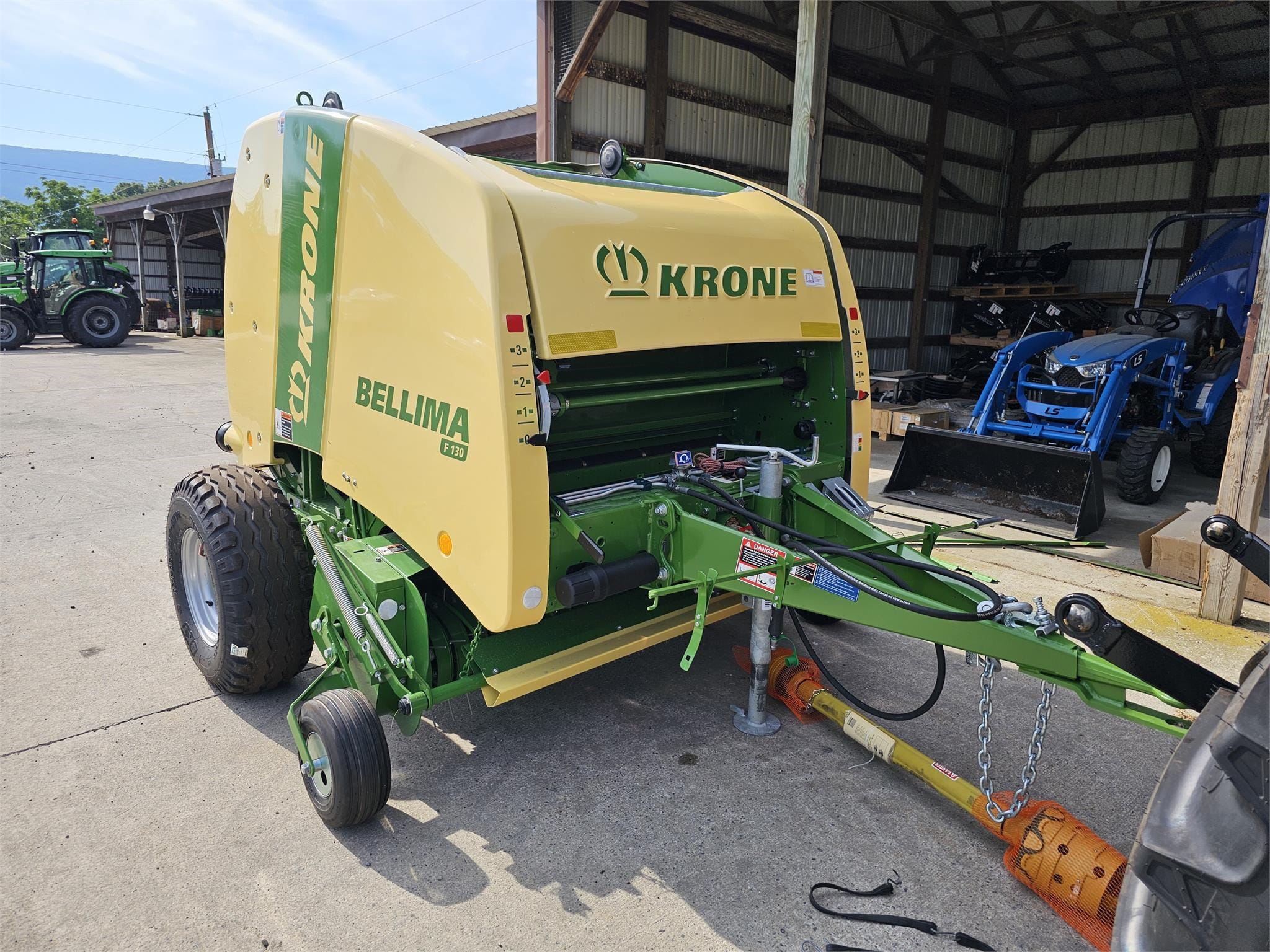 2024 Krone Bellima F130 Equipment Image0