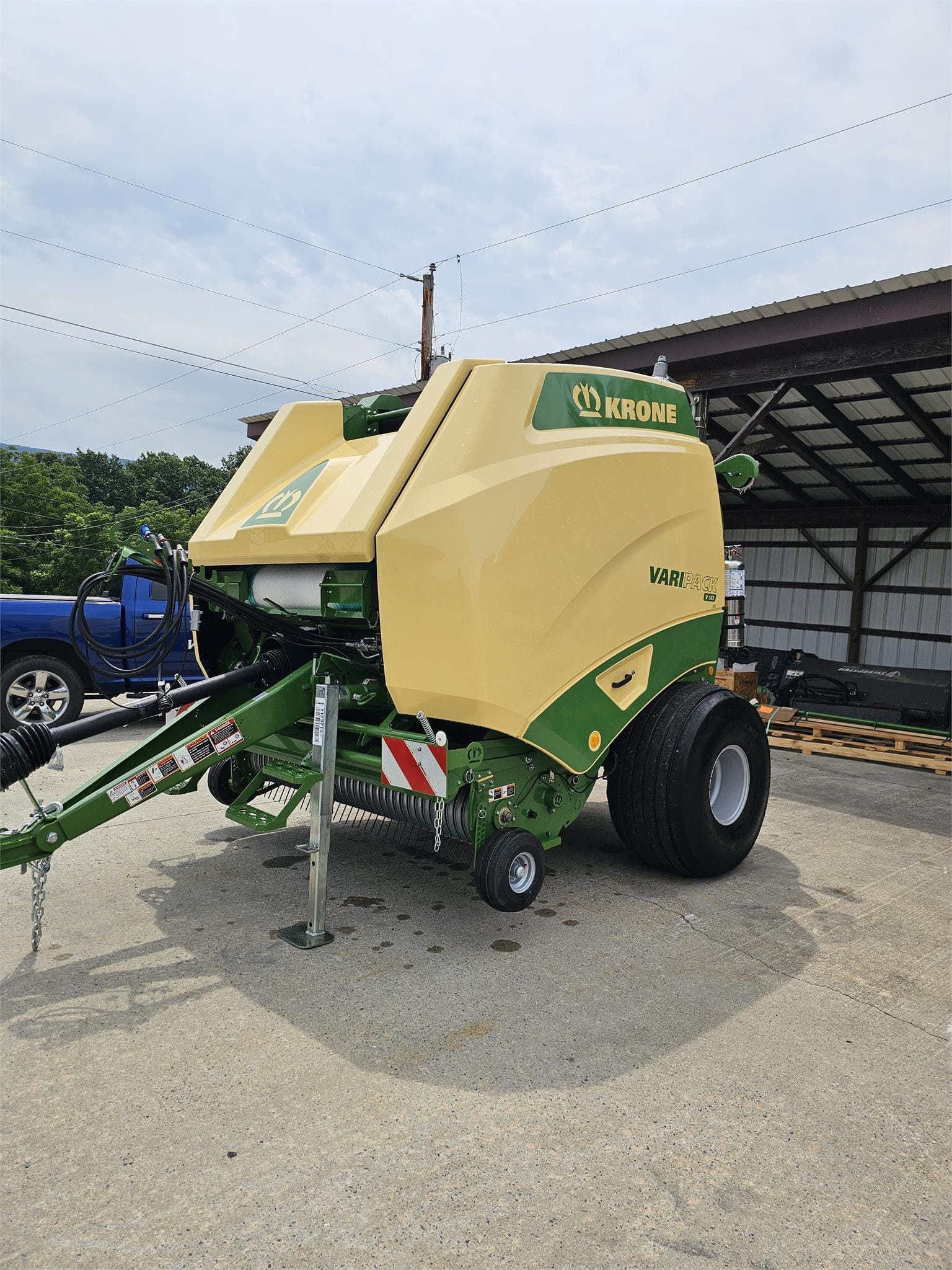 2024 Krone V165 Equipment Image0