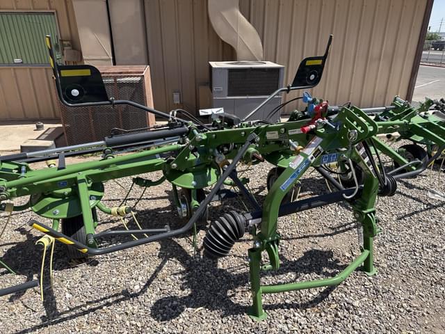 Image of Krone Vendro 820 equipment image 3