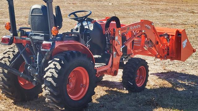 Image of Kubota B2301HSD equipment image 2