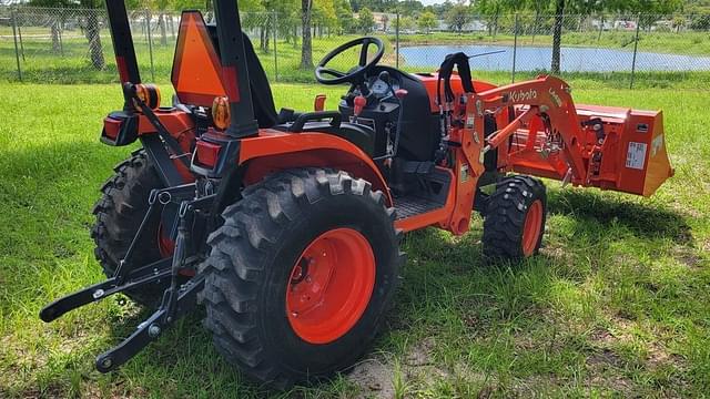 Image of Kubota B2401 equipment image 4