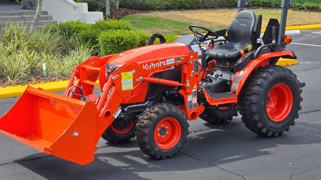 Image of Kubota B2601HSD equipment image 1
