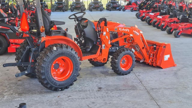 Image of Kubota B2601HSD equipment image 2