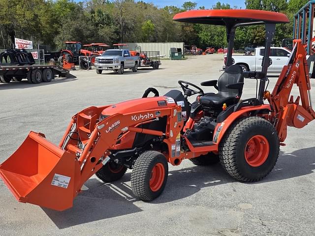 Image of Kubota B2601HSD equipment image 4