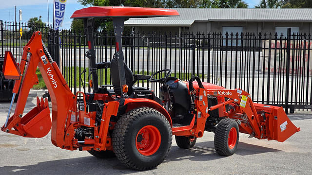 Image of Kubota B2601HSD equipment image 2