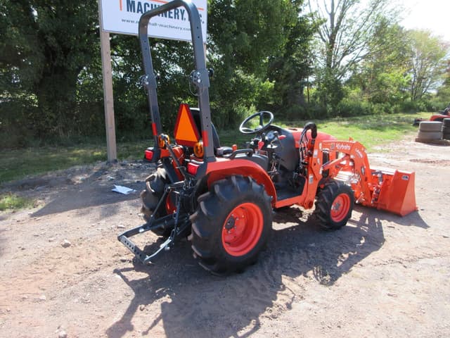 Image of Kubota B2401DT equipment image 1