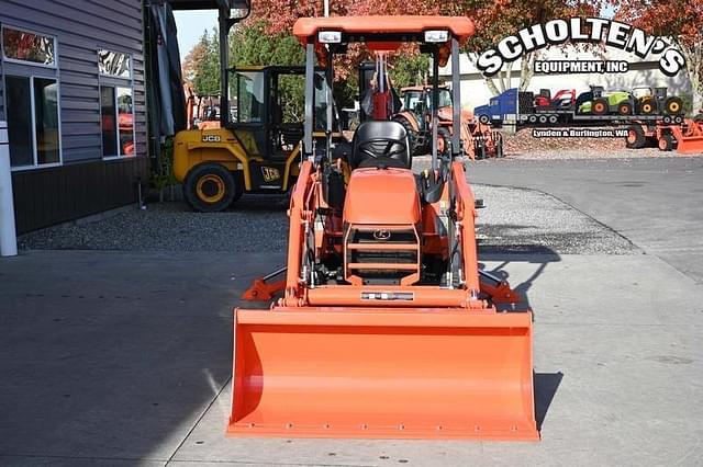 Image of Kubota B26 equipment image 2