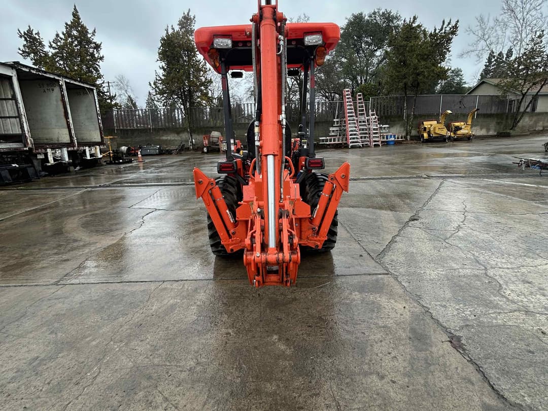 Image of Kubota B26 Image 1