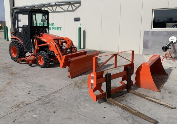 Main image Kubota B2601